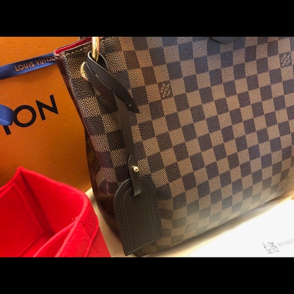 LIKE NEW - Louis Vuitton Graceful Pam - Picture 10 of 16